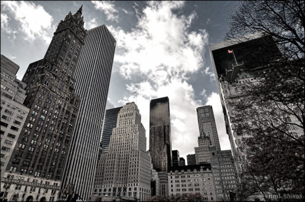 Skyscrapers-of-New-York-BW